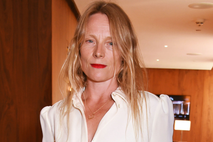 27-luella-bartley.w710.h473