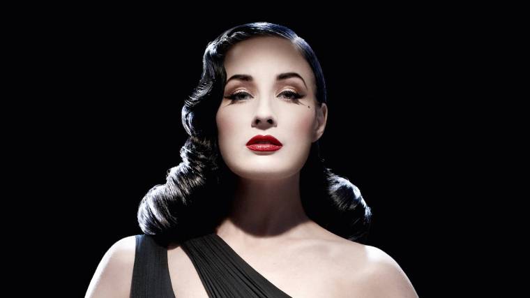dita-von-teese-amfar-galore-mag.jpg