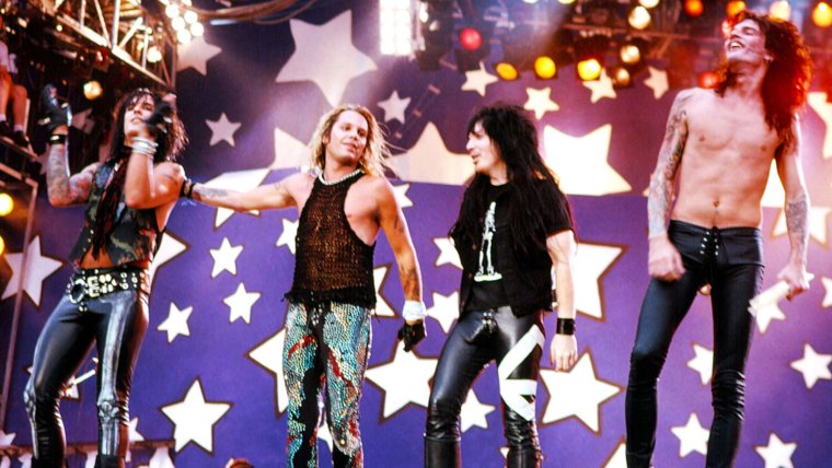 motley-crue-1989-live-rx-billboard-1500