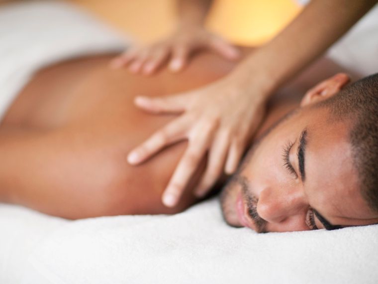man-receiving-back-massage--143737042-5ba05b5746e0fb00509d623b