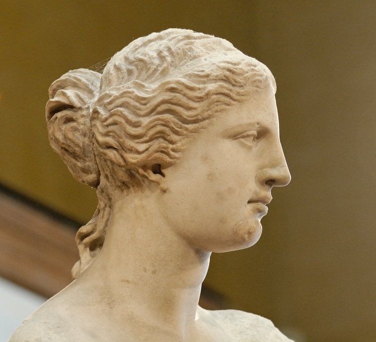 venus-de-milo-statue-6
